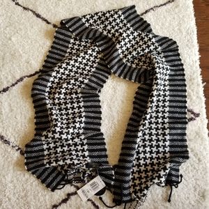 New Charter Club Black White Cashmere Scarf